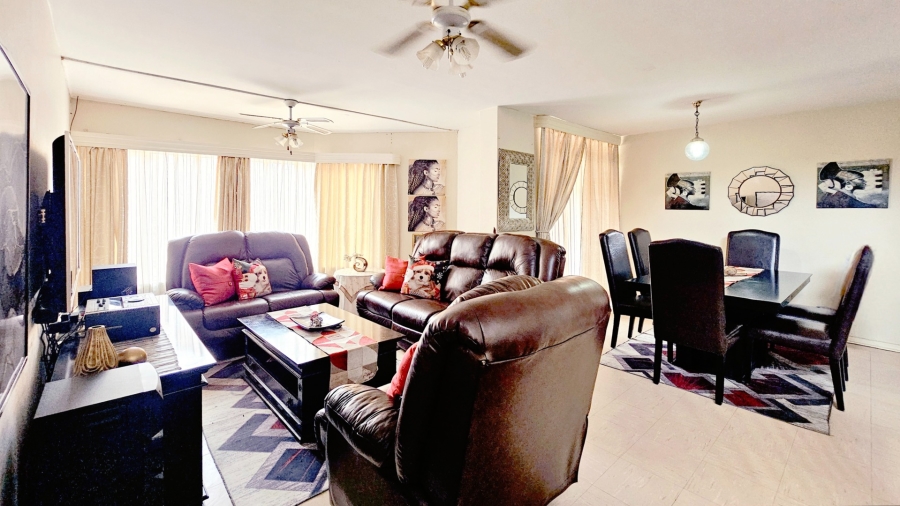 3 Bedroom Property for Sale in Navalsig Free State